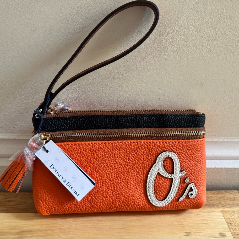 Baltimore Orioles Dooney & Bourke Infield Double-Zip Wristlet